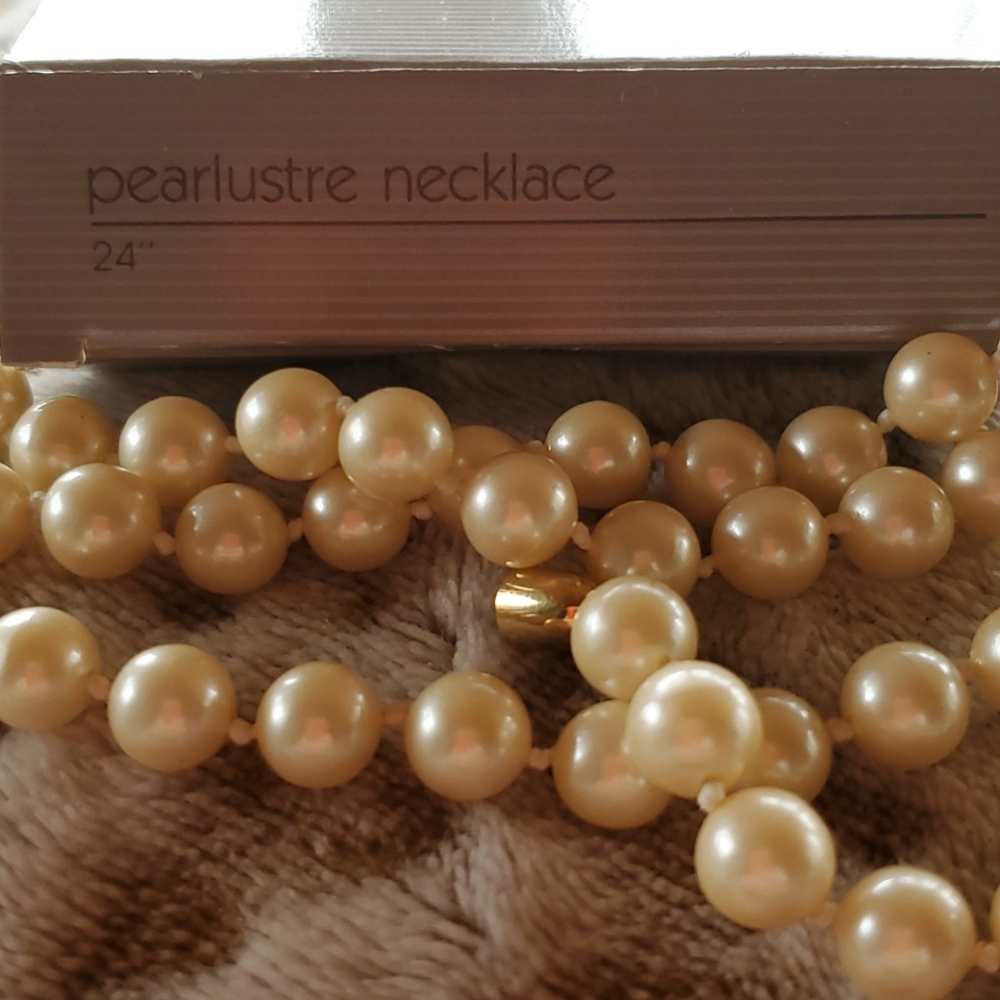 Avon necklace